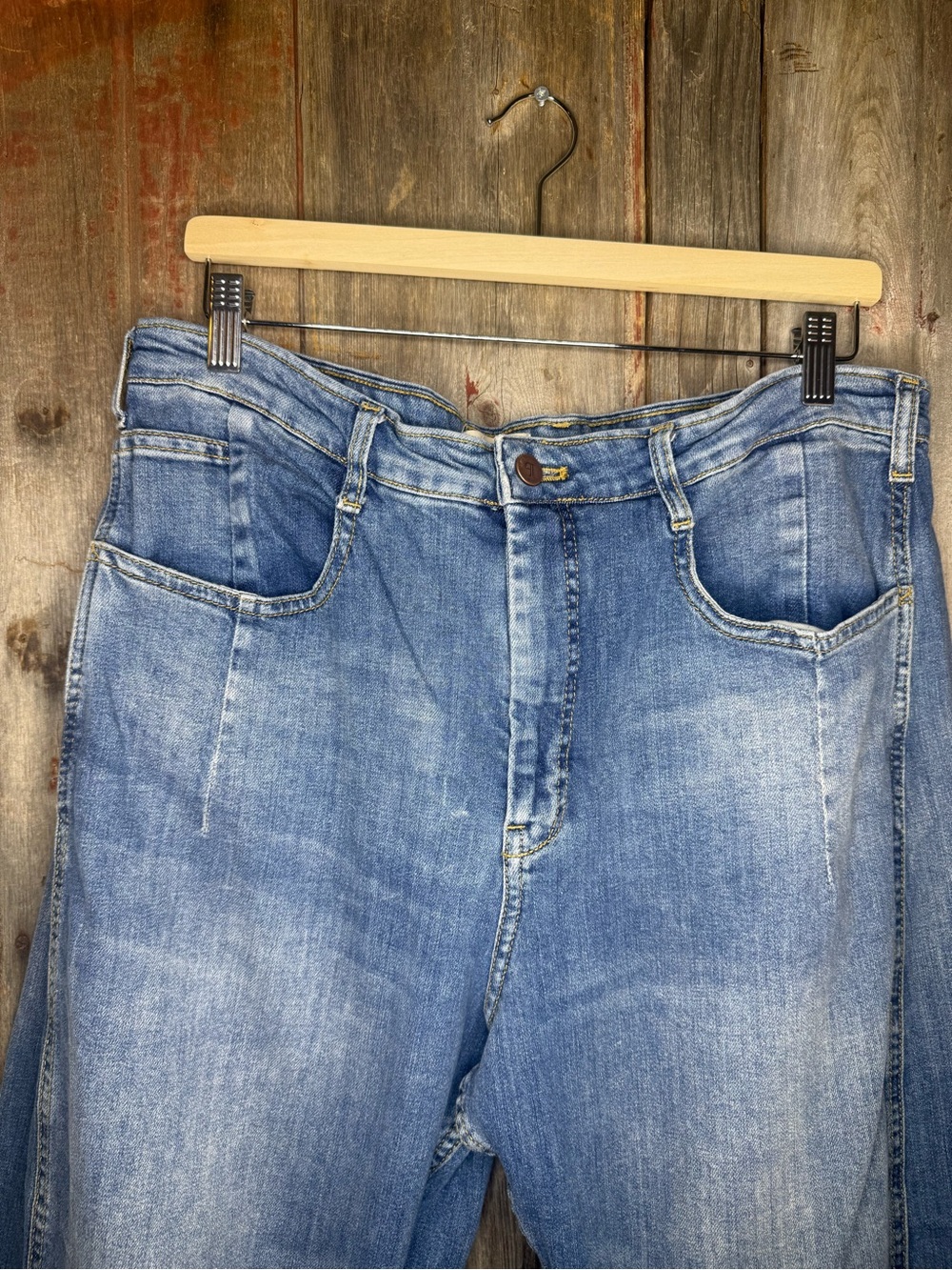 Pilcro Anthropologie Kenna Mid Rise Barrel Denim Jeans in Blue Wash 33 - Picture 4 of 13